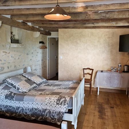 Bed and Breakfast Domaine De La Rue La Berthenoux Esterno foto